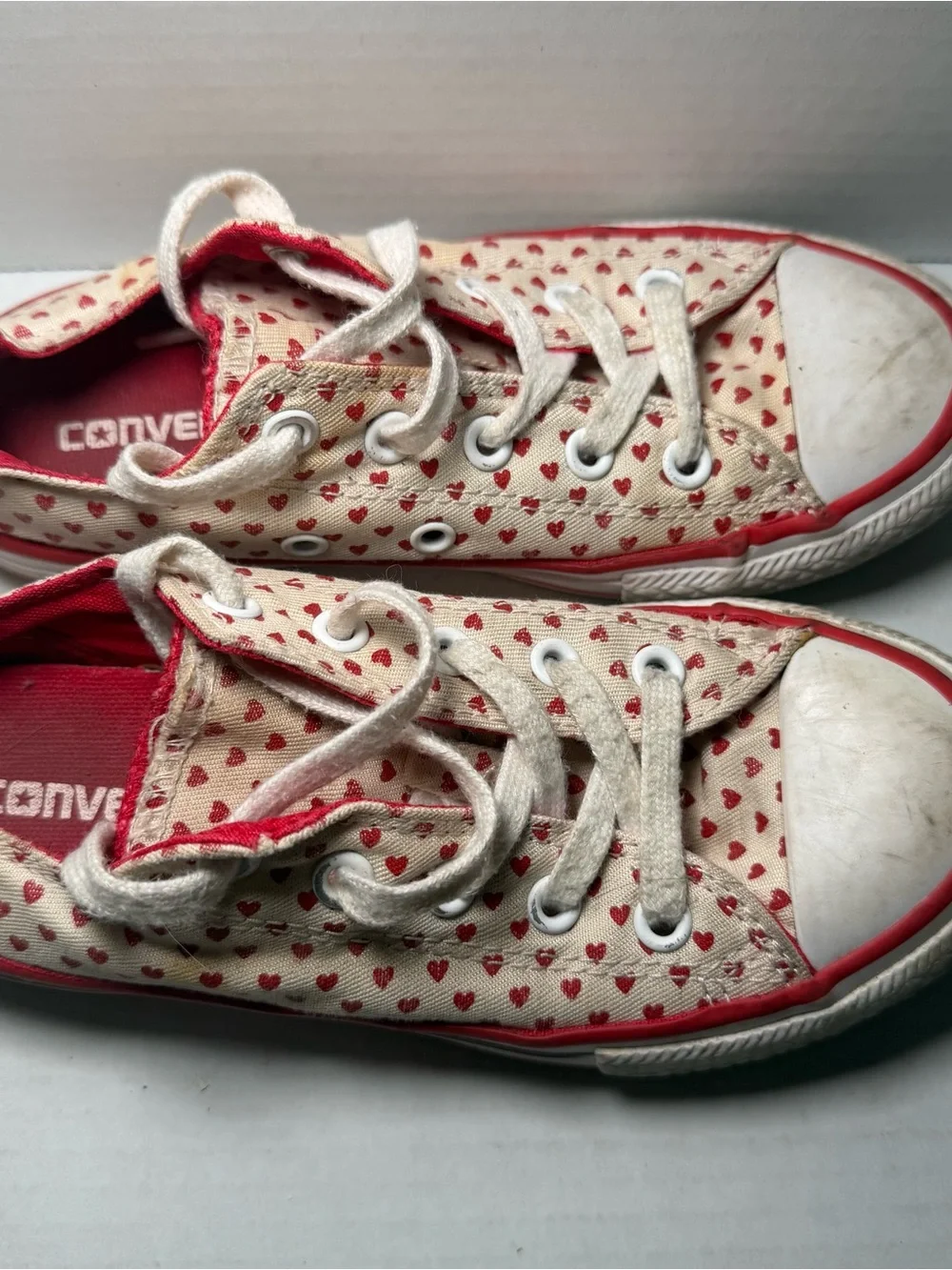 Converse Low Top Heart Pattern Kids Girls Sneakers Shoes Youth Size 13